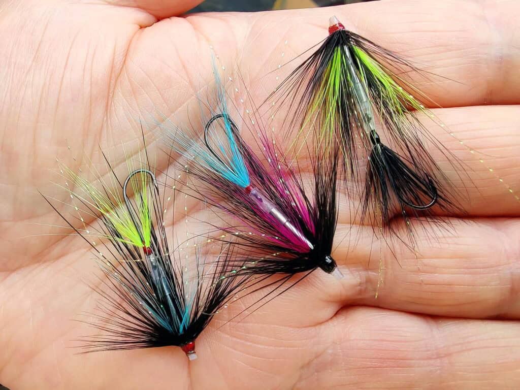 Tinglers with mixed colour tails